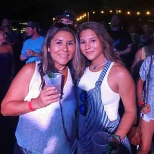 Meet your Posher, Kira